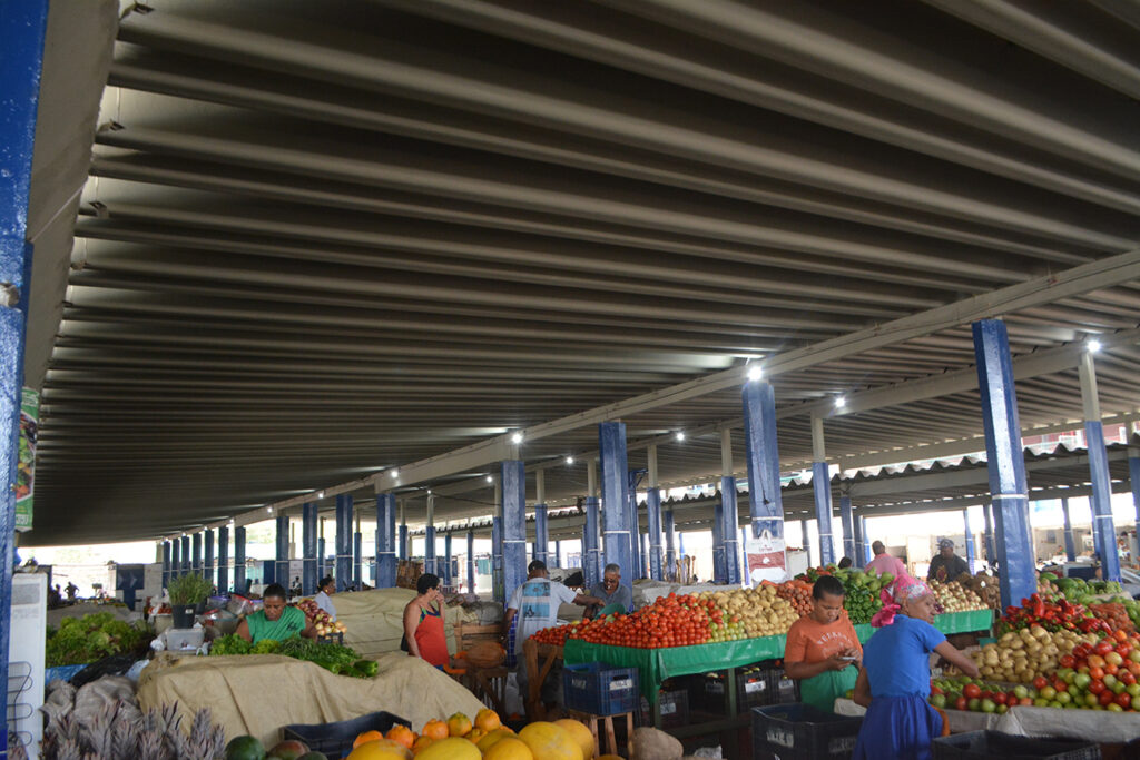 Prefeitura de Feira conclui obras de reforma do Centro de Abastecimento
