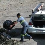 Prefeitura aperta o cerco contra descarte irregular de resíduos em vias públicas