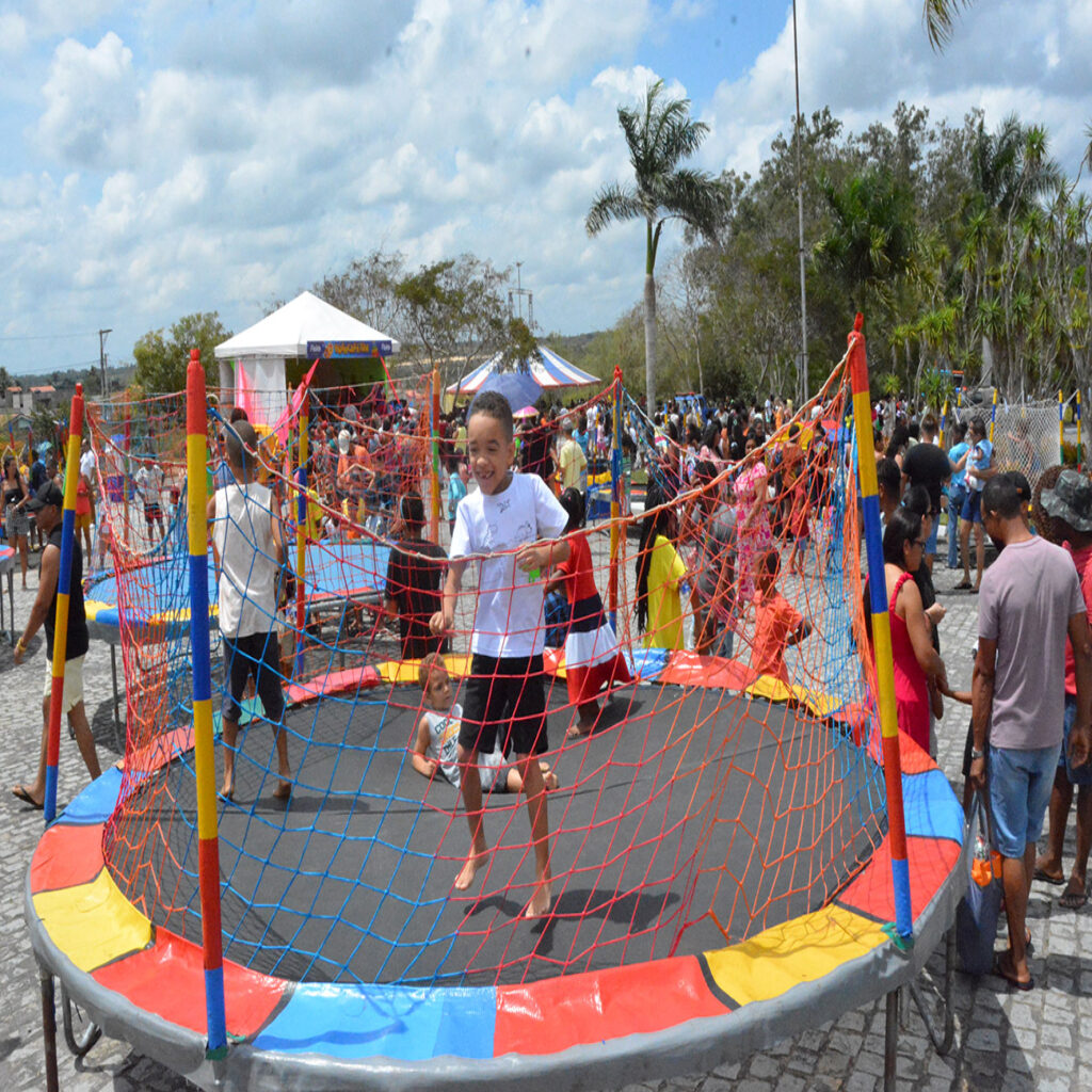 Brinca Feira encanta crianças e famílias no Parque da Cidade