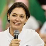 Michelle Bolsonaro ironiza ação de Lindbergh Farias na PGR: “Me ama”