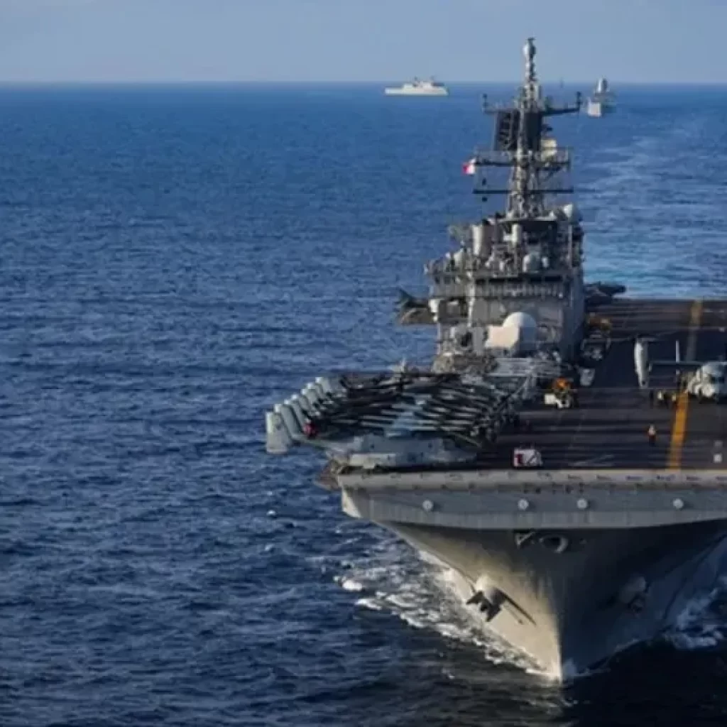 EUA atacam sexto navio no Caribe em operação perto da Venezuela