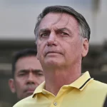 “Bolsonaro merece tratamento especial”, afirma Estadão