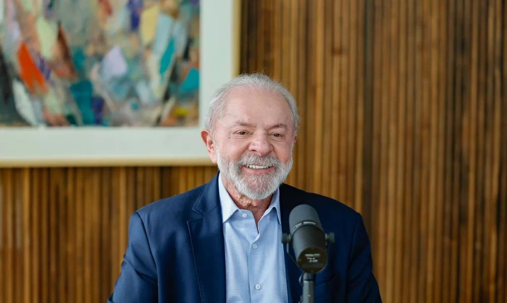 PGR arquiva denúncia contra Lula por racismo