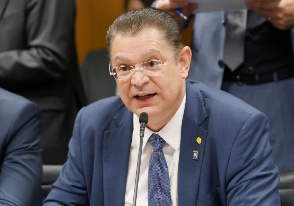 Sóstenes vai denunciar Moraes por prisão de Bolsonaro e fala em ‘perseguição’