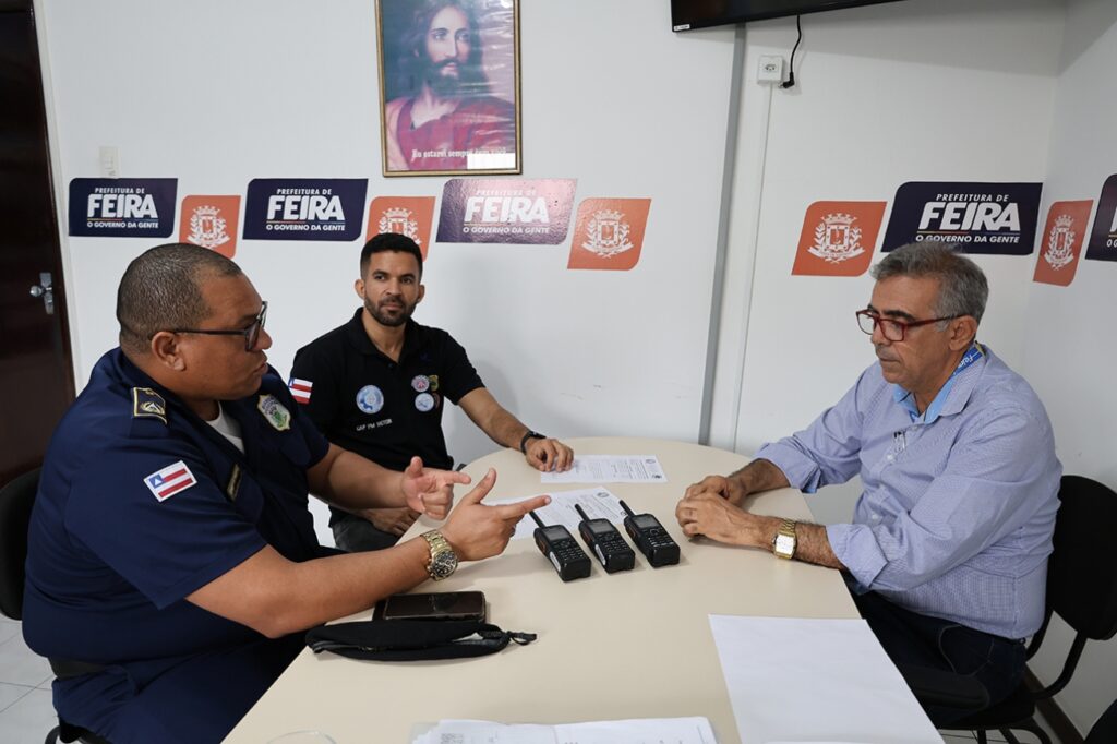 SEPREV recebe rádios comunicadores para fortalecer integração com o CICOM da Polícia Militar