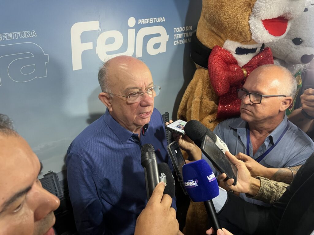 Natal Encantado 2025 é lançado em coletiva de imprensa no Paço Municipal