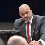 Moraes rejeita pedido de Silveira para fisioterapia fora de casa