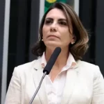 Mais de 40 deputados tentam revogar decreto de Lula sobre educação inclusiva
