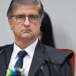 Flávio Bolsonaro a Gonet: ‘O senhor perseguiu, entrou no jogo sujo’ de Moraes