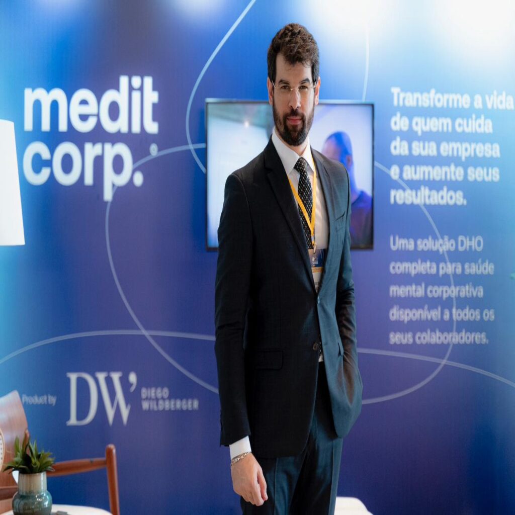 Silêncio que adoece: especialista em hipnose clínica integrativa alerta para a importância da saúde emocional dos homens neste Novembro Azul