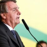 Médicos detectam duas hérnias e recomendam cirurgia a Jair Bolsonaro