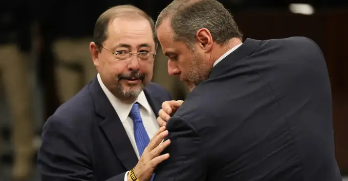 Defesa pede internação de Bolsonaro e retorno à prisão domiciliar