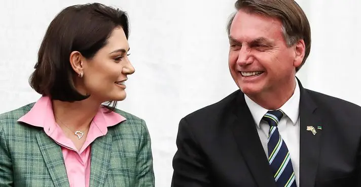 Michelle atualiza estado de saúde de Bolsonaro