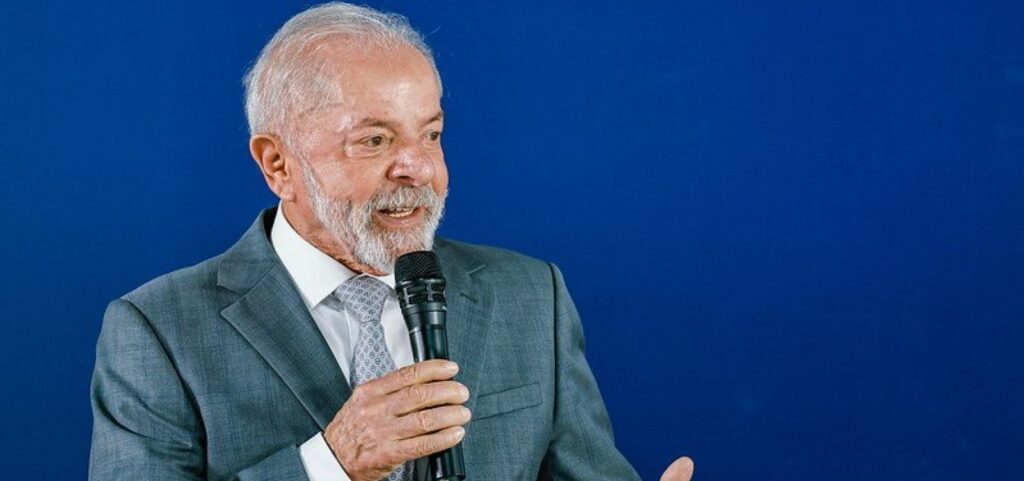 Lula sanciona lei que corta isenções fiscais e aumenta impostos sobre bets e fintechs
