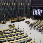 Câmara aprova PL que limita decisões isoladas de ministros