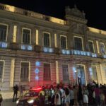 Feira de Santana acende iluminação natalina e dá início ao Natal Encantado 2025