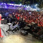 Rock de Thathi e afro-pop de Jau levam público ao delírio na segunda noite do Natal Encantado