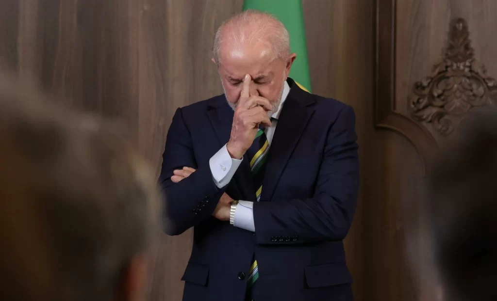 AtlasIntel: Desaprovação de Lula segue maior que aprovação