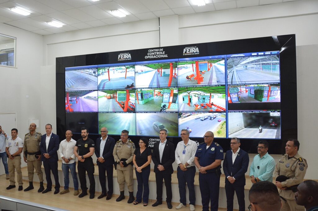Secretário da SSP-BA conhece estrutura do CCO e destaca avanço no videomonitoramento