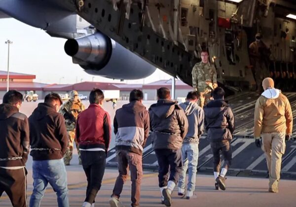 EUA dobra número de deportações de brasileiros em 2025 e bate recorde