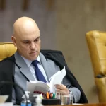 Alexandre de Moraes nega ida de Jair Bolsonaro para hospital