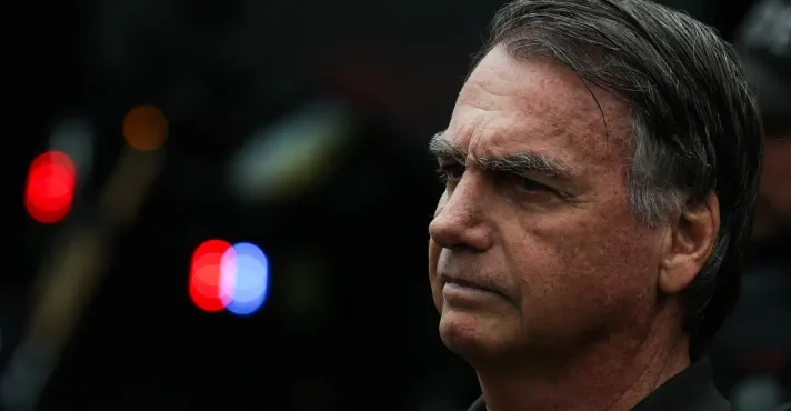 Advogados pedem assistência religiosa para Bolsonaro durante prisão