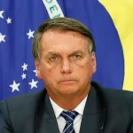 Carlos relata piora na saúde de Bolsonaro; médico foi chamado