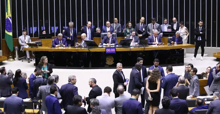 Votação para derrubar o veto ao PL da Dosimetria fica para fevereiro