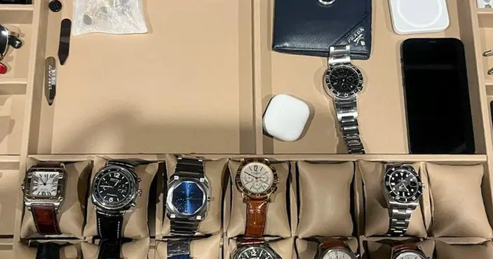 Caso Master: PF bloqueia R$ 5 bi e apreende artigos de luxo em endereços ligados a Vorcaro; veja fotos