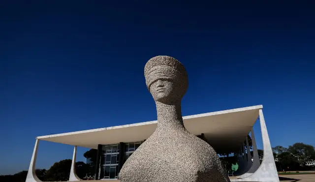 Oposição estuda acionar STF para manter CPMI do INSS