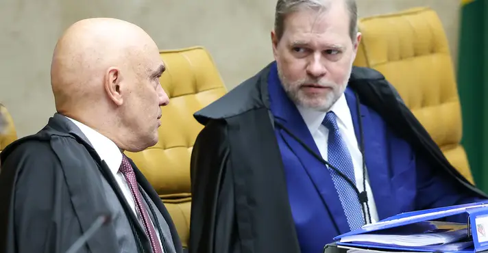 Senador defende impeachment de Toffoli e Moraes: ‘Único caminho disponível’