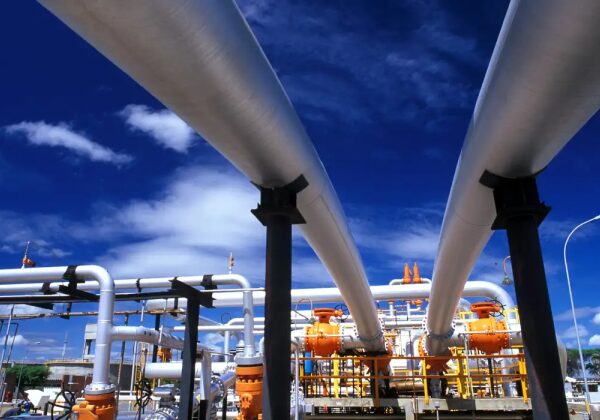 Petrobras reduz preço da gasolina em 5,2% a partir desta terça-feira