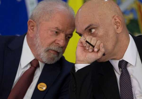 Lula tem almoço secreto com Moraes em Brasília durante caso Master