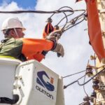 Em 20 dias, Operação Gatonet remove 50 toneladas de cabos irregulares de telefonia e internet na Bahia