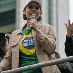 Filhos de Bolsonaro se distanciam de Michelle em disputa por sucessão