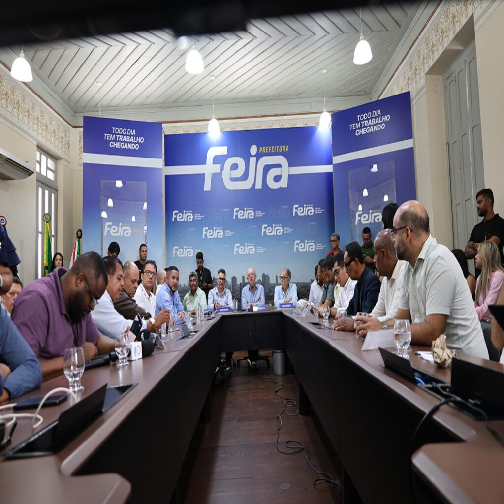 Prefeito anuncia licitação para construção e requalificação de praças em Feira de Santana