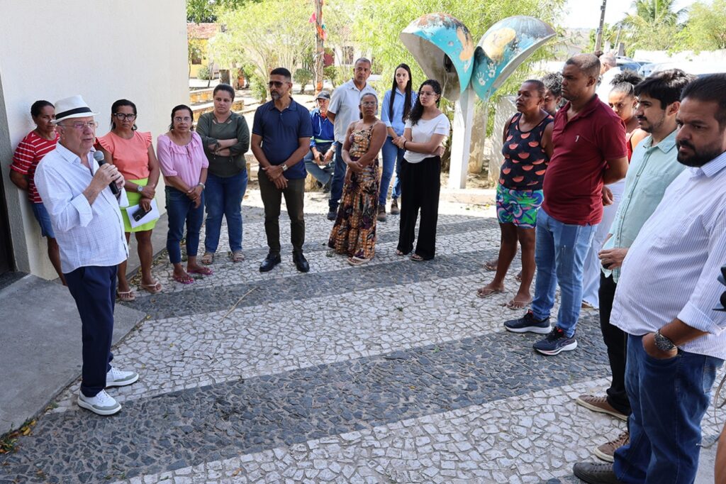 Prefeitura autoriza reconstrução da Praça do Povoado de Jacú