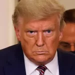 Trump anuncia que México deve interromper envio de petróleo a Cuba
