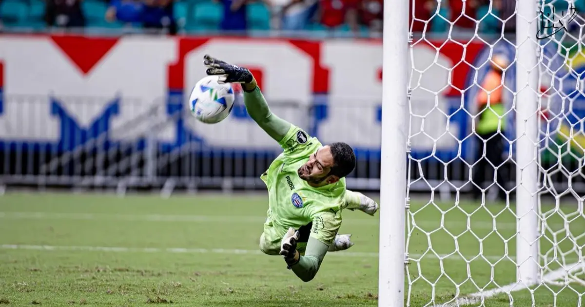Ronaldo pede desculpas à torcida após eliminação do Bahia e cobra reação imediata