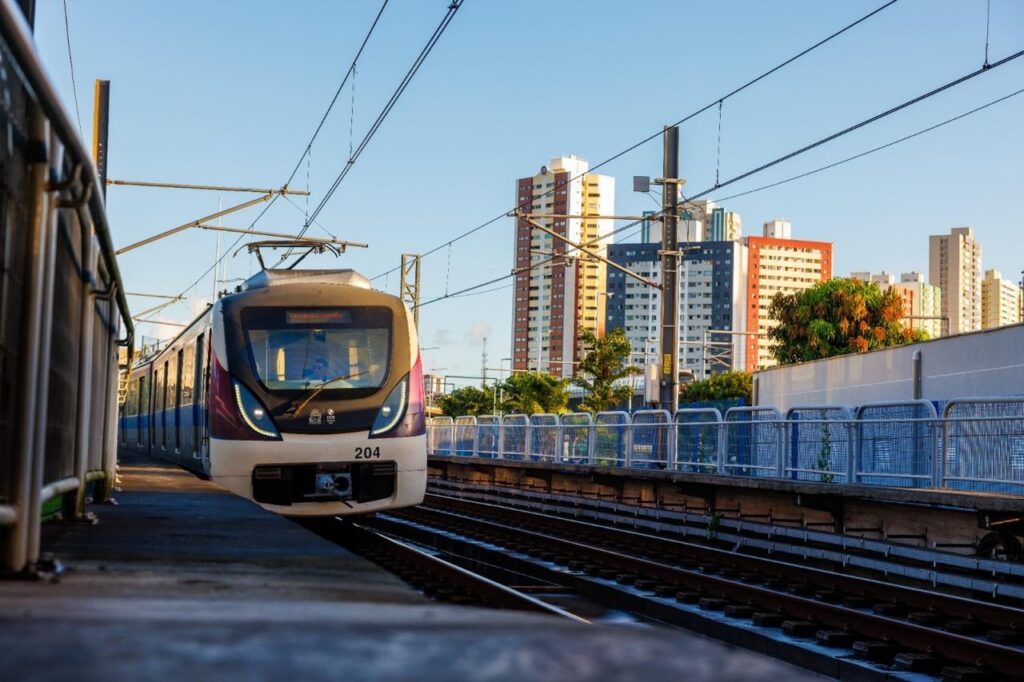 Metrô funcionará 24 horas durante o Carnaval em Salvador