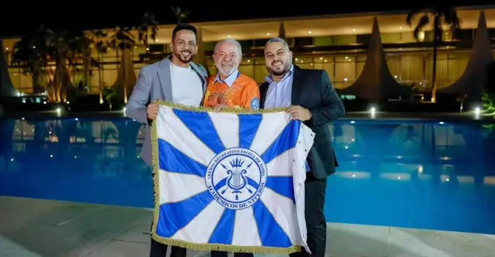 TSE vai analisar possível propaganda antecipada em desfile na Sapucaí