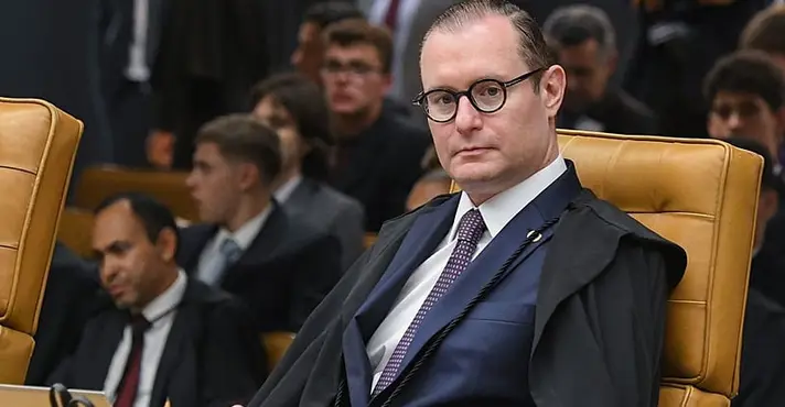 Zanin manda PF entregar relatório sobre venda de sentenças no STJ