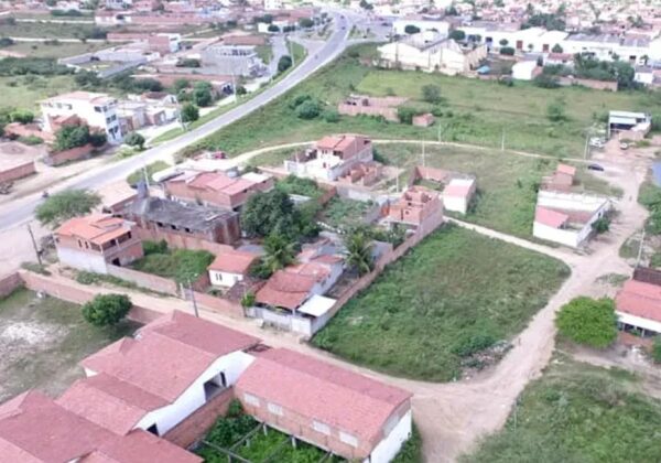 Homem é enforcado é baleado após divulgar fotos íntimas de ex-namorada