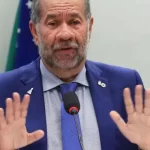Lupi é delatado em esquema de descontos irregulares no INSS, diz site