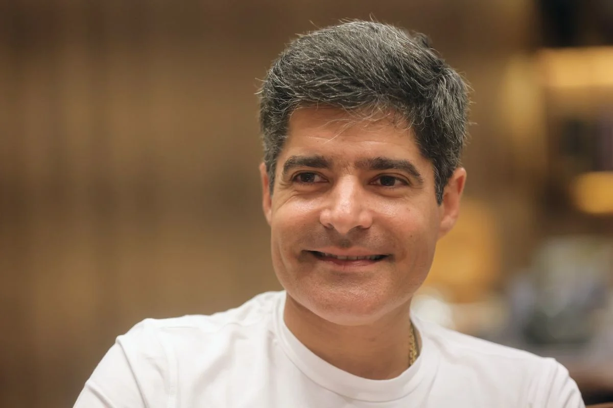 ACM Neto lidera disputa pelo governo da Bahia