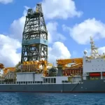 Preço do petróleo dispara em meio ao conflito entre EUA e Irã