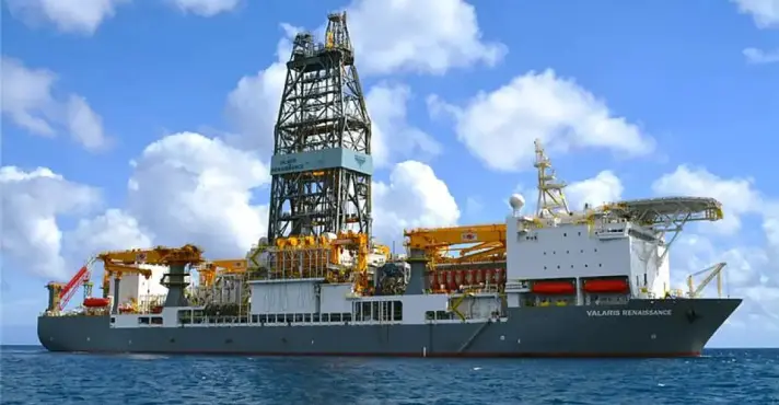 Preço do petróleo dispara em meio ao conflito entre EUA e Irã