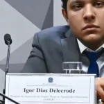 Suspeito de fraudar biometria de aposentados do INSS bloqueia iPhone e dificulta investigação