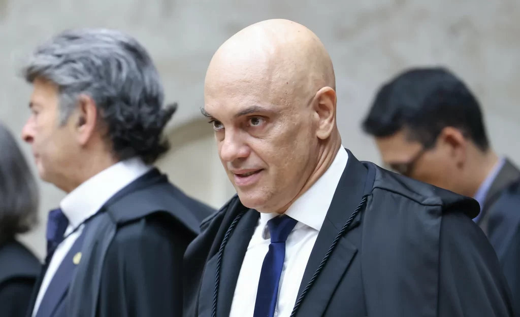 Moraes pede detalhes de visita de assessor de Trump ao Brasil