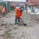 Prefeitura de Feira mobiliza quatro equipes para recuperar pavimentação de ruas e avenidas